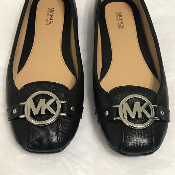 ❌SOLD❌ NEW Michael Kors Fulton flats - Picture 4 of 6